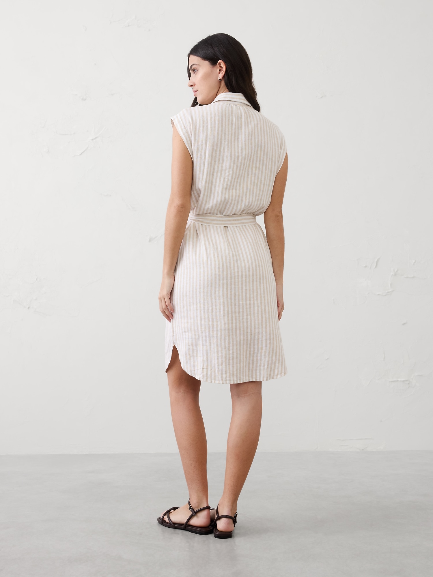 Image number 2 showing, Linen-Blend Knee-Length Shirtdress