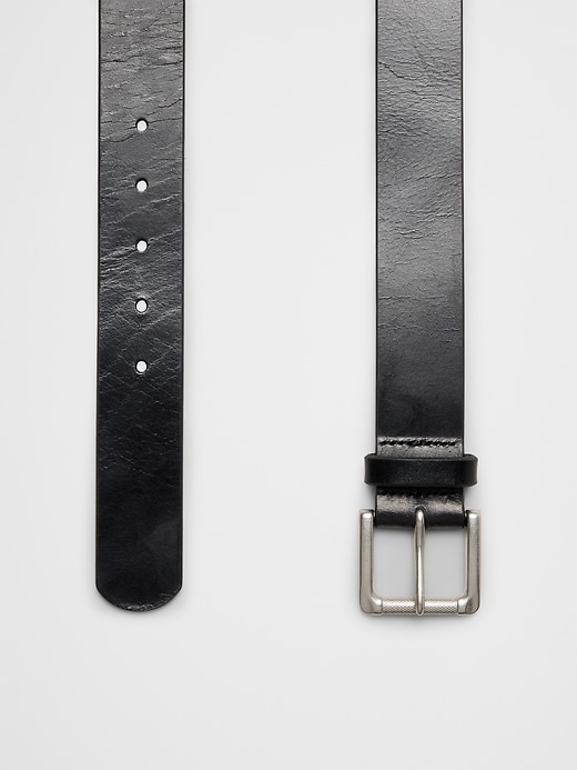 Leather Casual Belt | Banana Republic Factory display picture 1