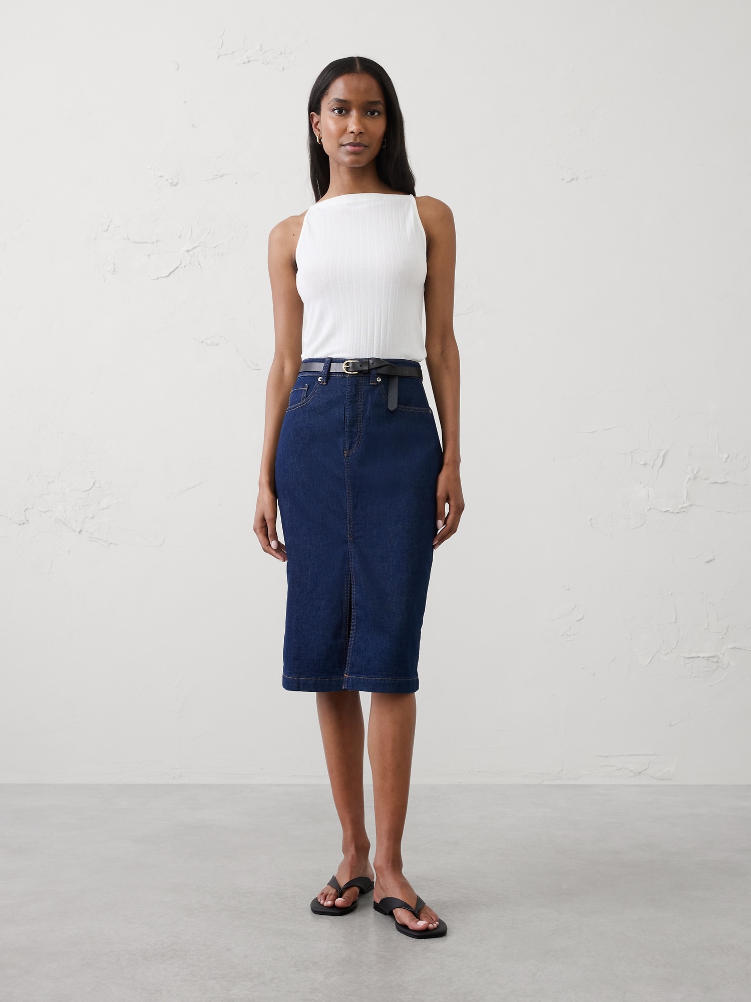 Image number 1 showing, Ribbed High-Neck Top