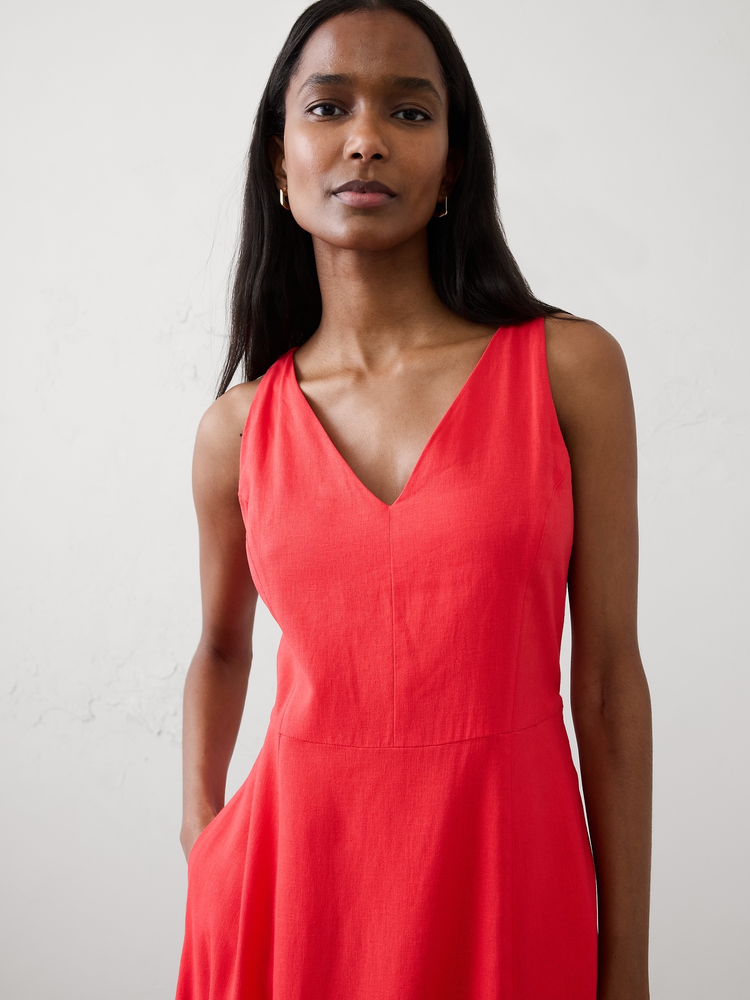 Image number 3 showing, Linen-Blend Drapey Midi Dress