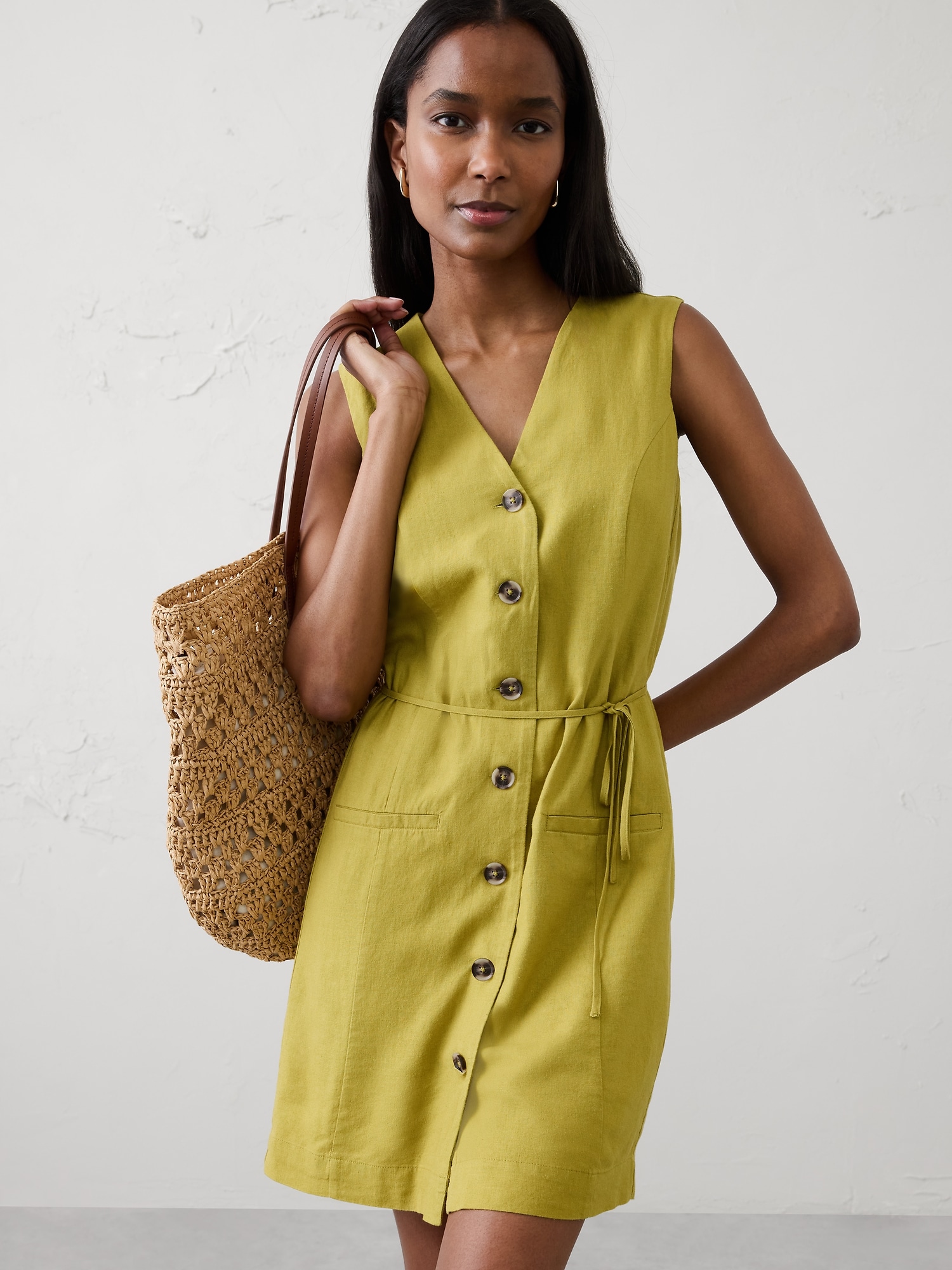 Image number 3 showing, Linen-Blend Button-Front Above-Knee Dress