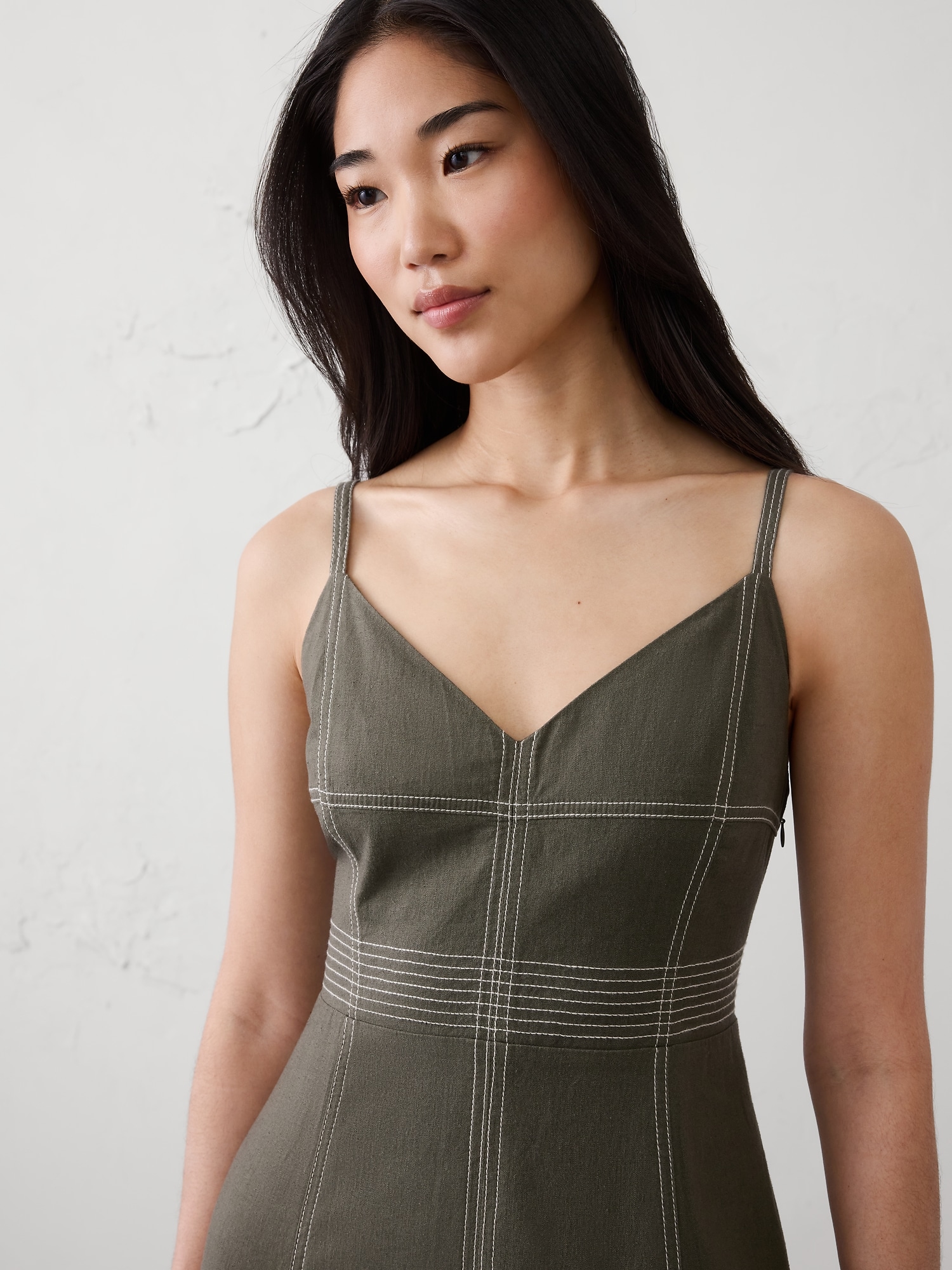 Image number 3 showing, Linen-Blend Contrast Stitch Midi Dress