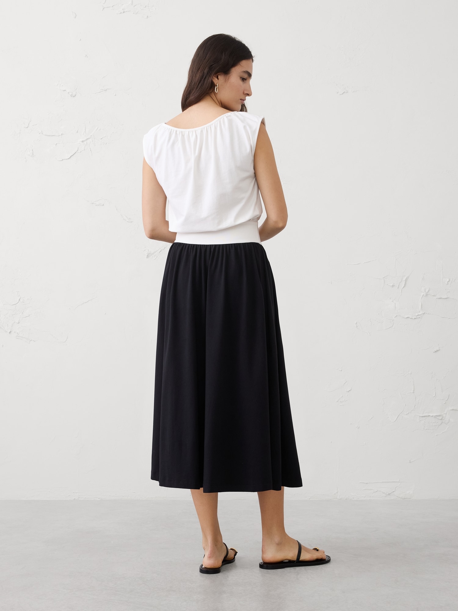 Image number 2 showing, Knit Blouson Midi Dress