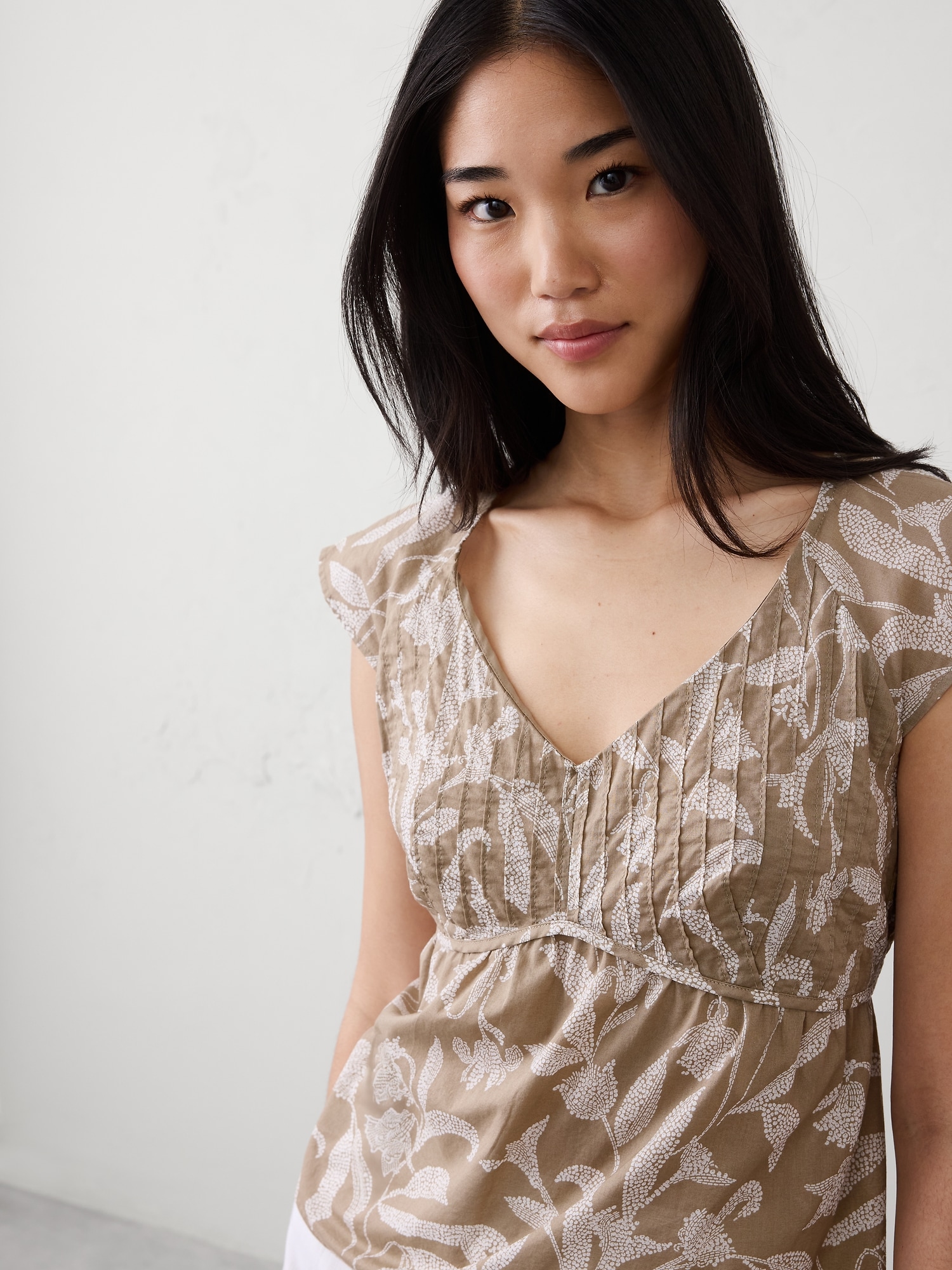 Image number 3 showing, Pintuck Empire Top