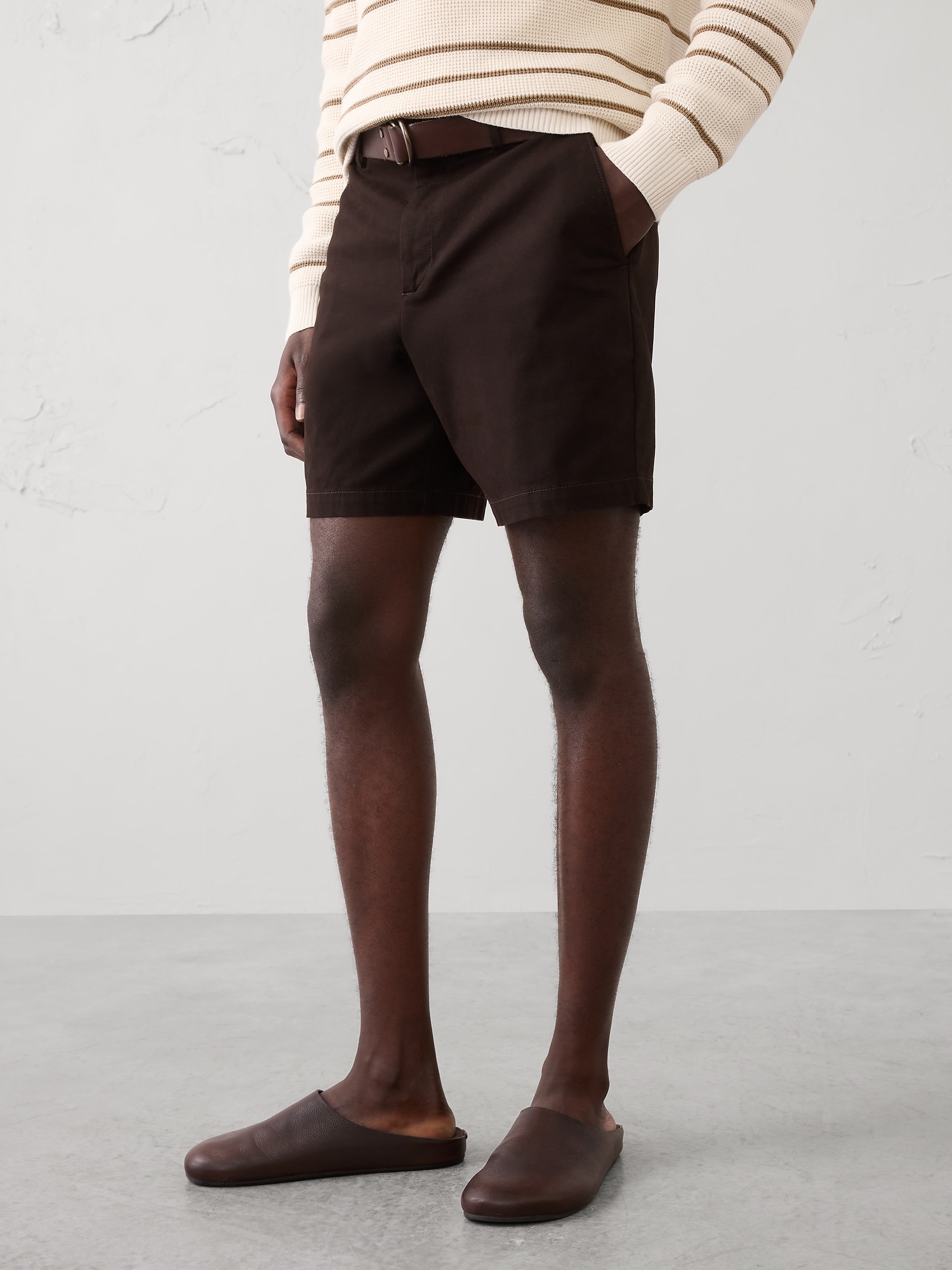 Image number 3 showing, Slim-Fit 7" Lived-In Short