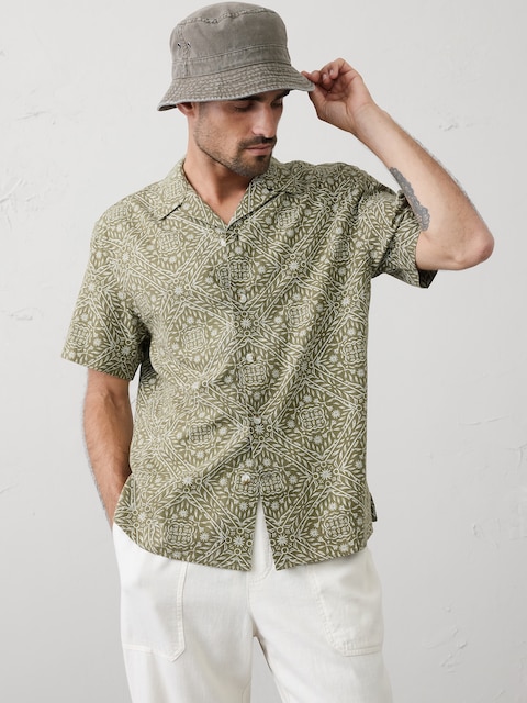 Standard-Fit Linen-Blend Resort Shirt
