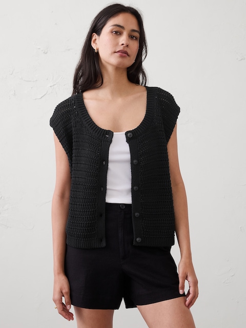 Relaxed Textured Sweater Vest