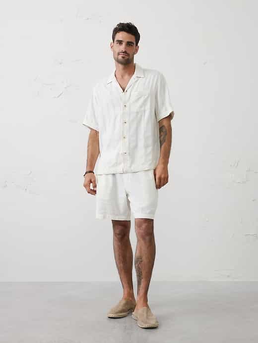 バナナリパブリック Standard-Fit Seersucker Resort Shirt | Banana Republic Factory