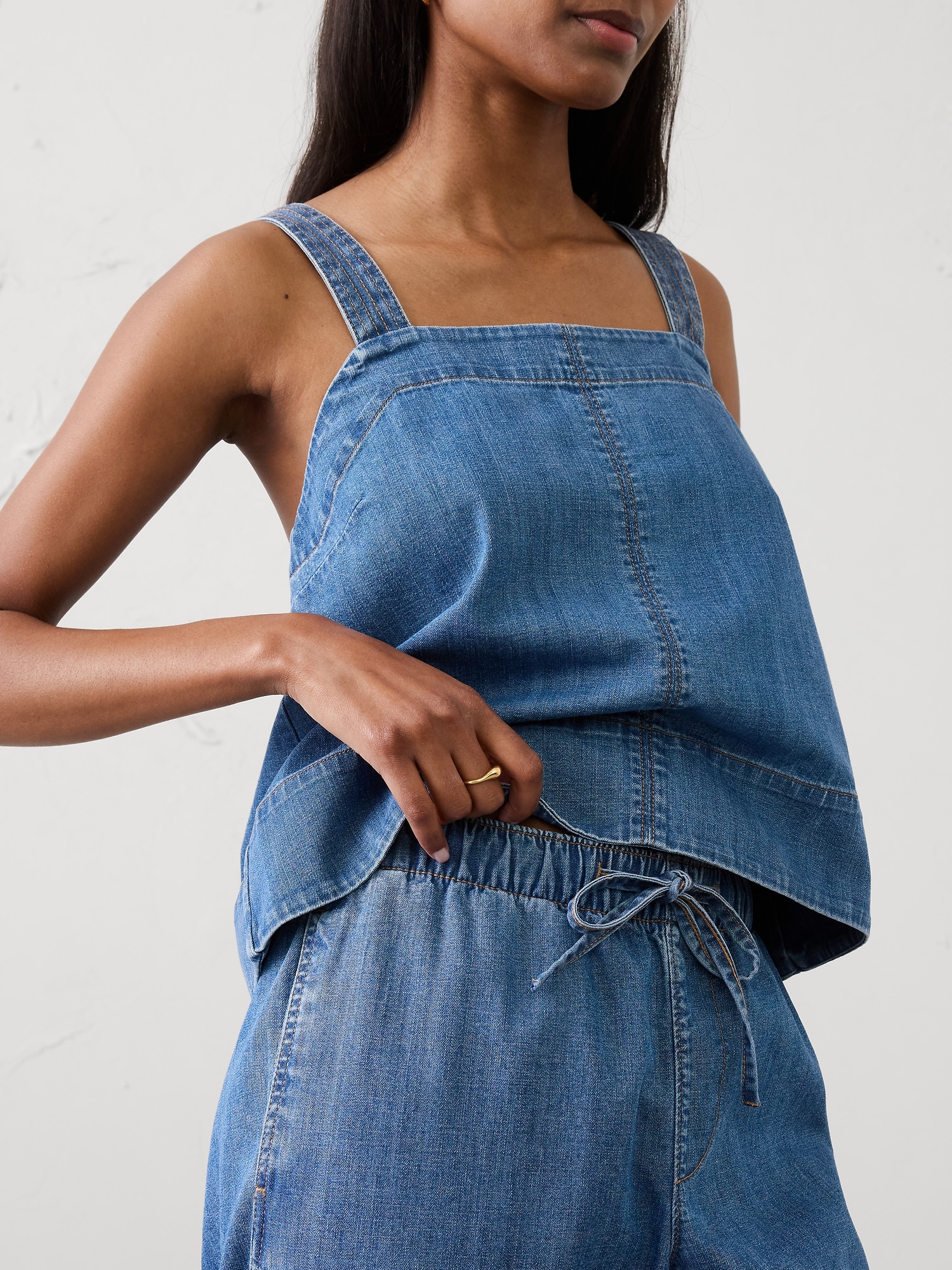 Image number 3 showing, Straight-Leg Mid-Rise Summerweight Pull-On Jean