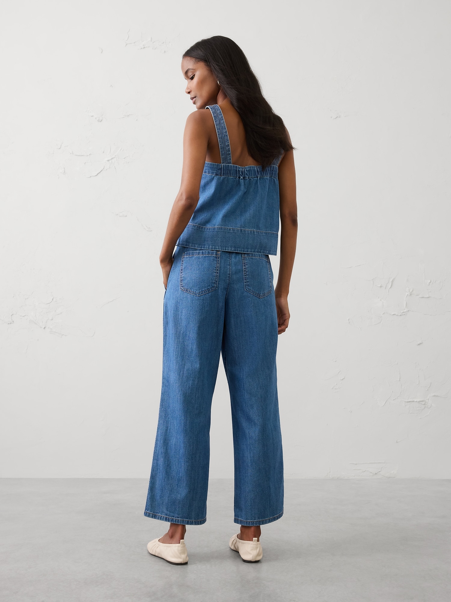 Image number 2 showing, Straight-Leg Mid-Rise Summerweight Pull-On Jean