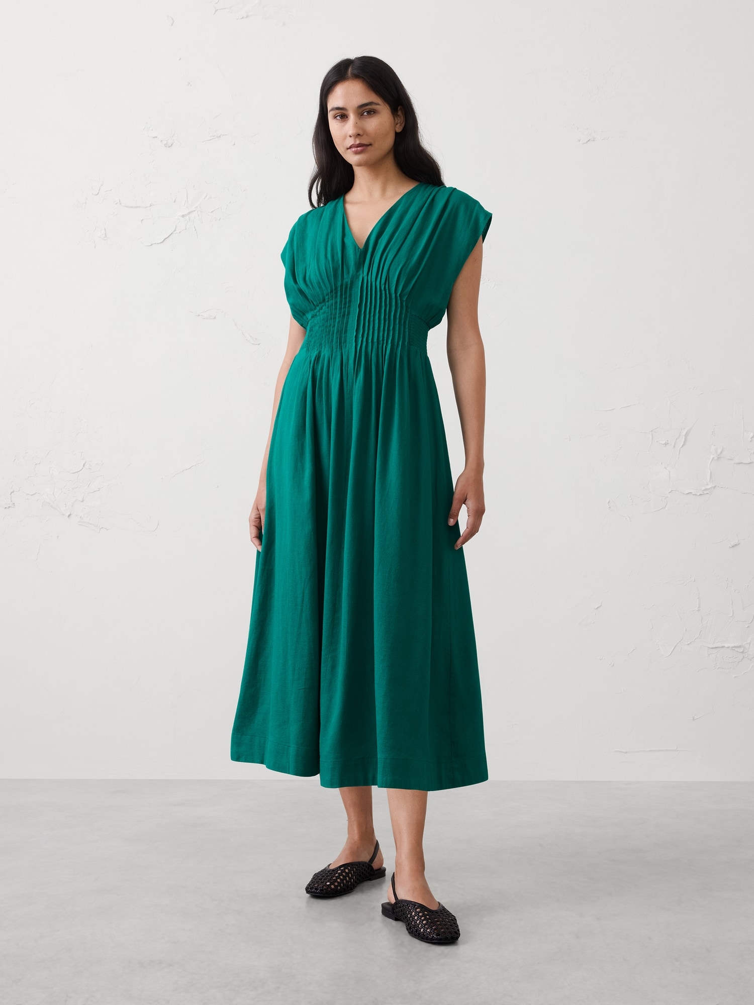 Image number 1 showing, Linen-Blend Pleated-Waist Midi Dress