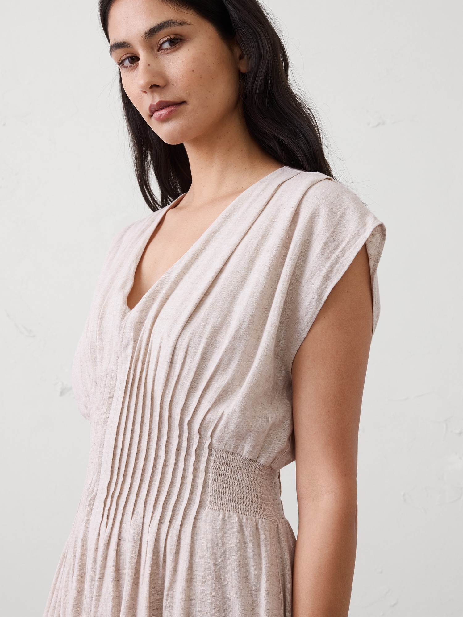 Image number 3 showing, Linen-Blend Pleated-Waist Midi Dress
