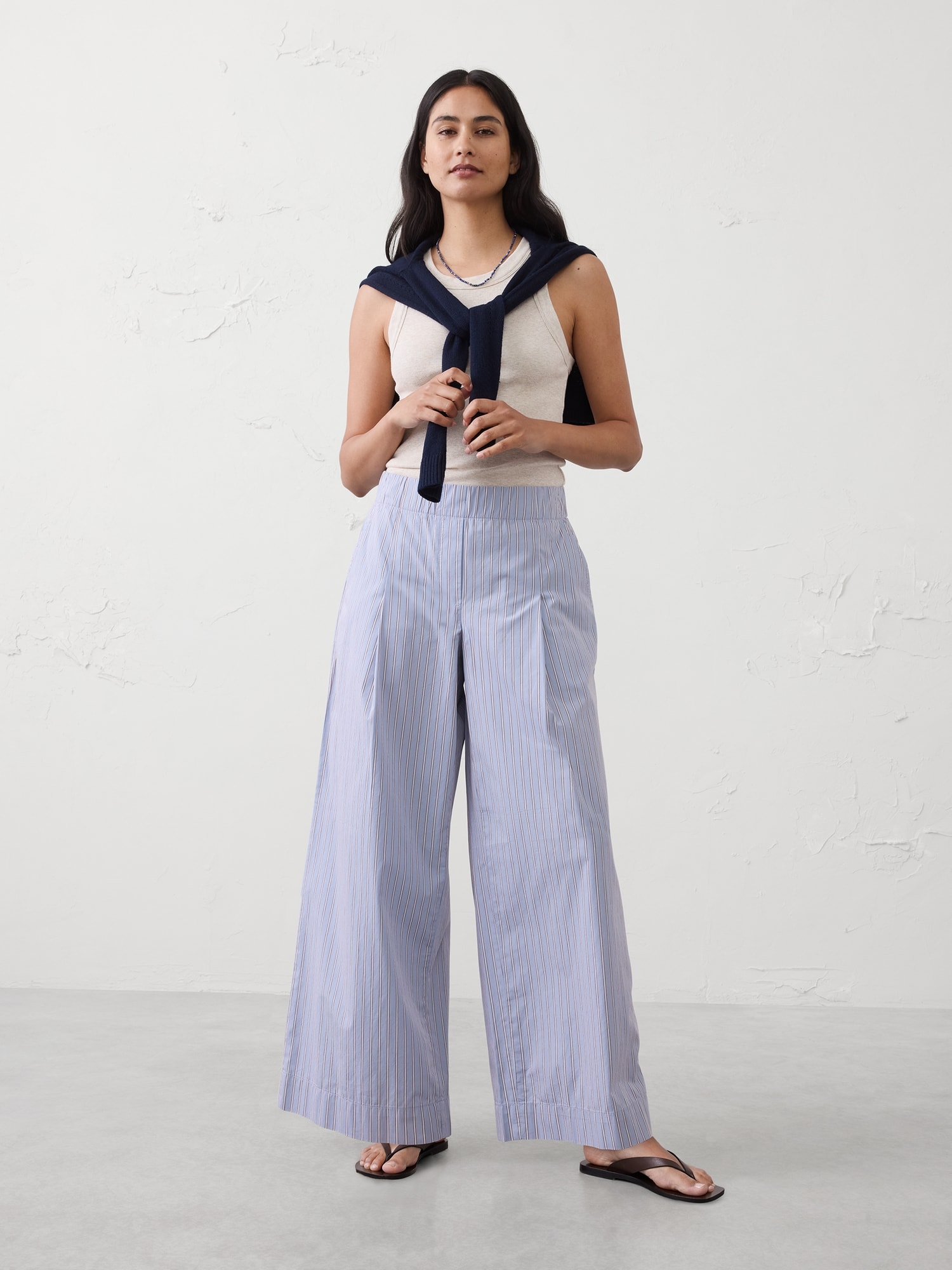 Image number 1 showing, Wide-Leg Mid-Rise Poplin Pull-On Pant