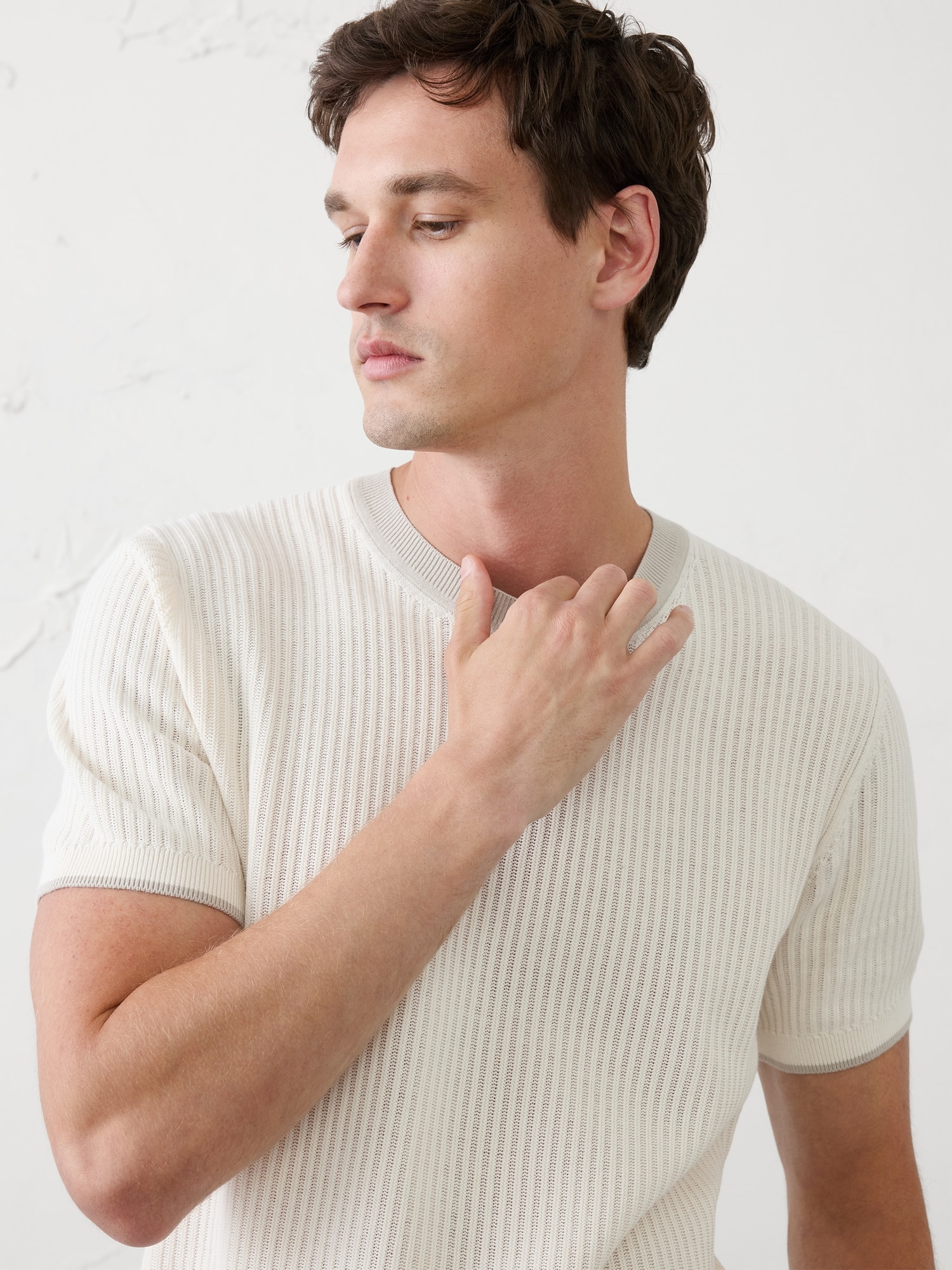 Image number 3 showing, Contrast-Collar Sweater Top