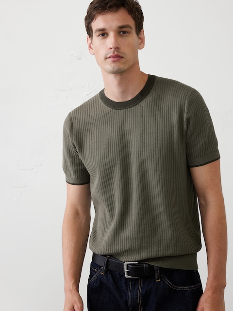 Contrast-Collar Sweater Top