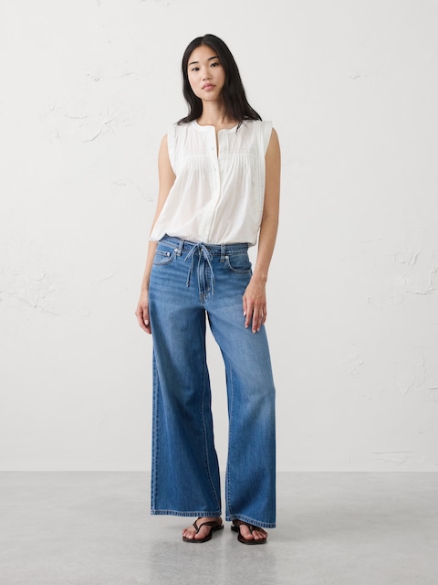 Wide-Leg Mid-Rise Jean