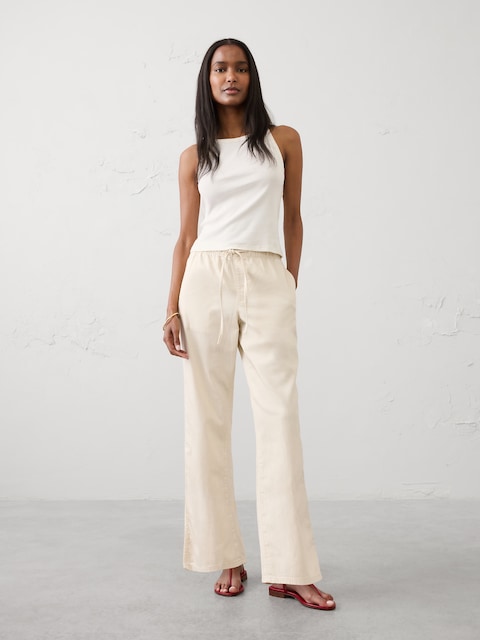 Straight-Leg Mid-Rise Summerweight Pull-On Jean