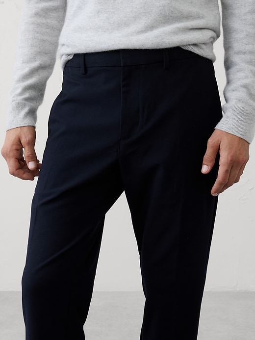 BANANATIME　TAPERED PANT Athletic-Fit Tapered Pant | Banana Republic Factory