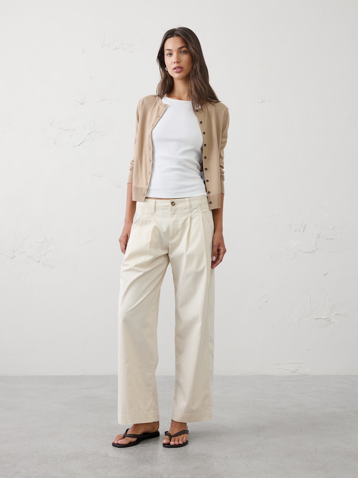 Image number 1 showing, Straight Mid-Rise Twill Pleated Pant