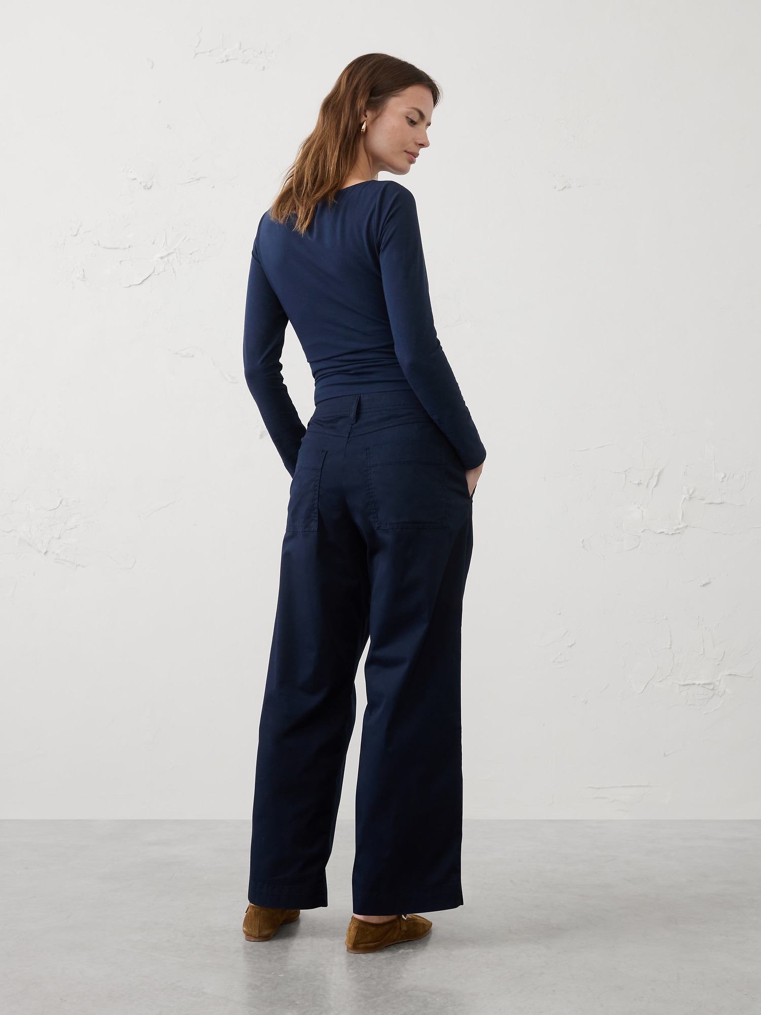 Image number 2 showing, Straight Mid-Rise Twill Pleated Pant