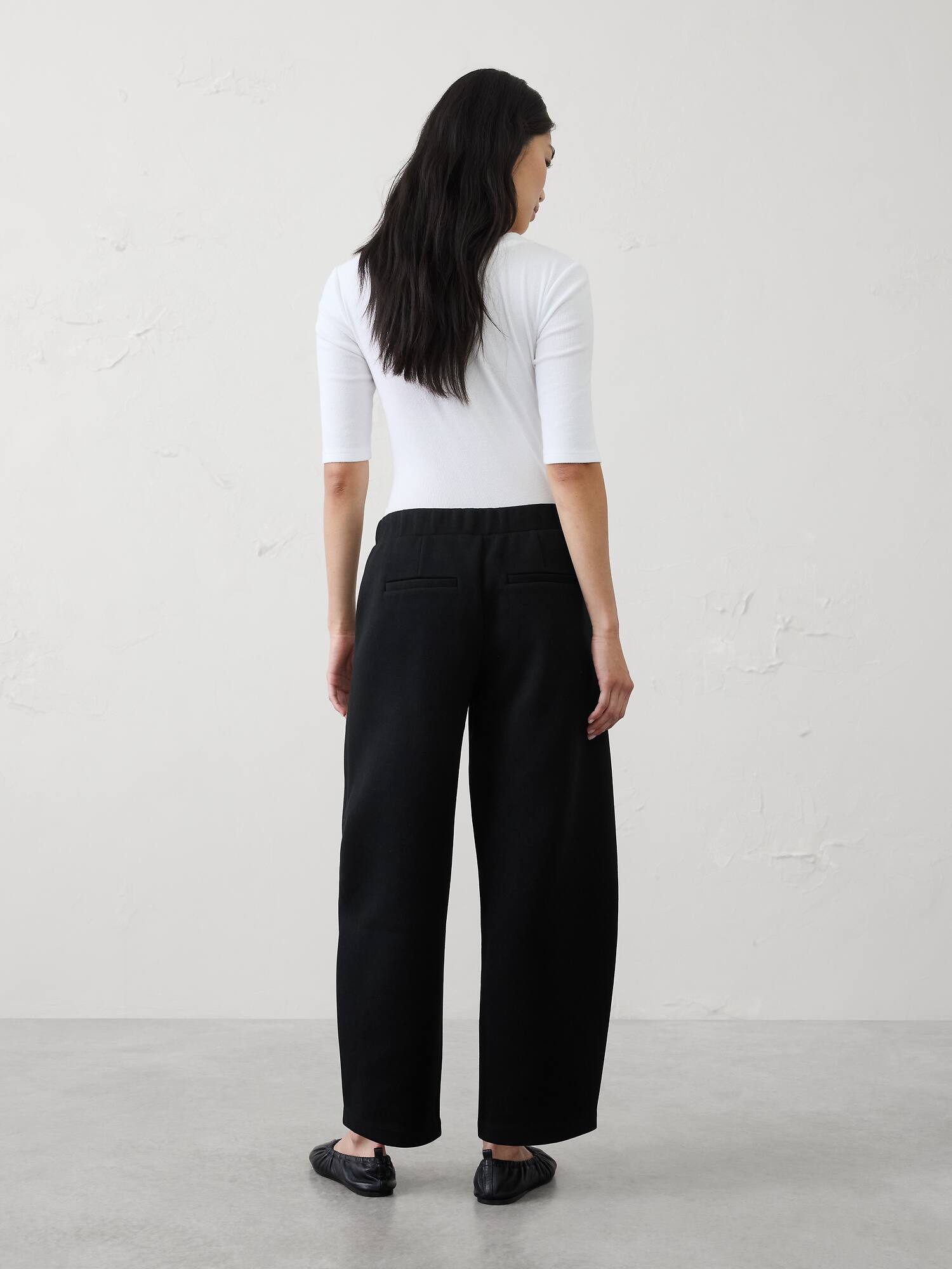 Image number 2 showing, Weekender Barrel-Leg Mid-Rise Pant