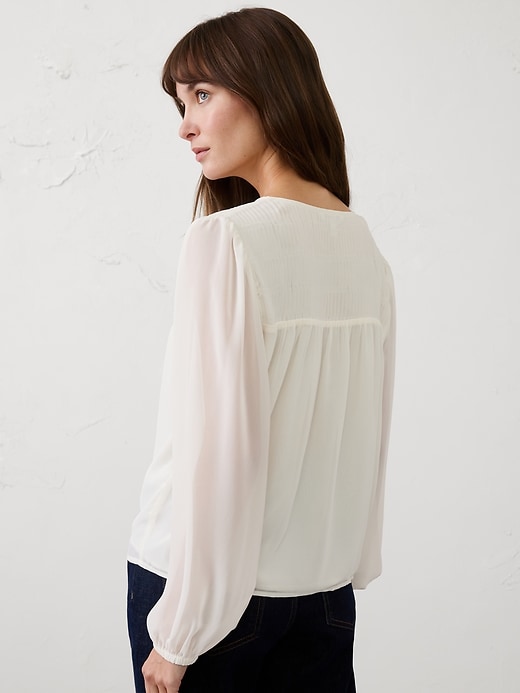 Chiffon Pleat-Release Blouse | Banana Republic Factory