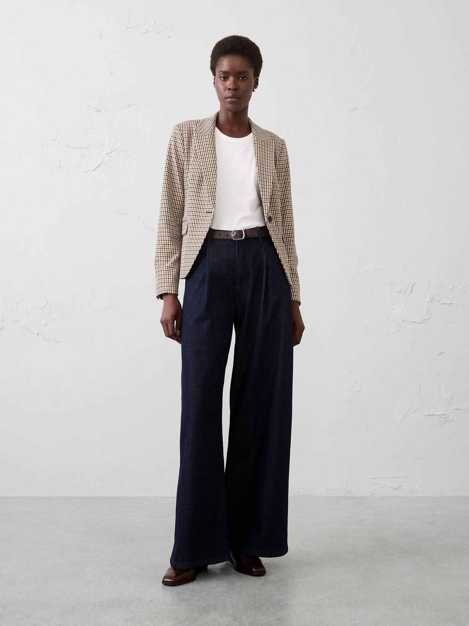 Sculpted Stretch Classic Blazer
