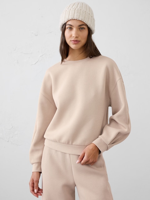 Weekender Sweatshirt