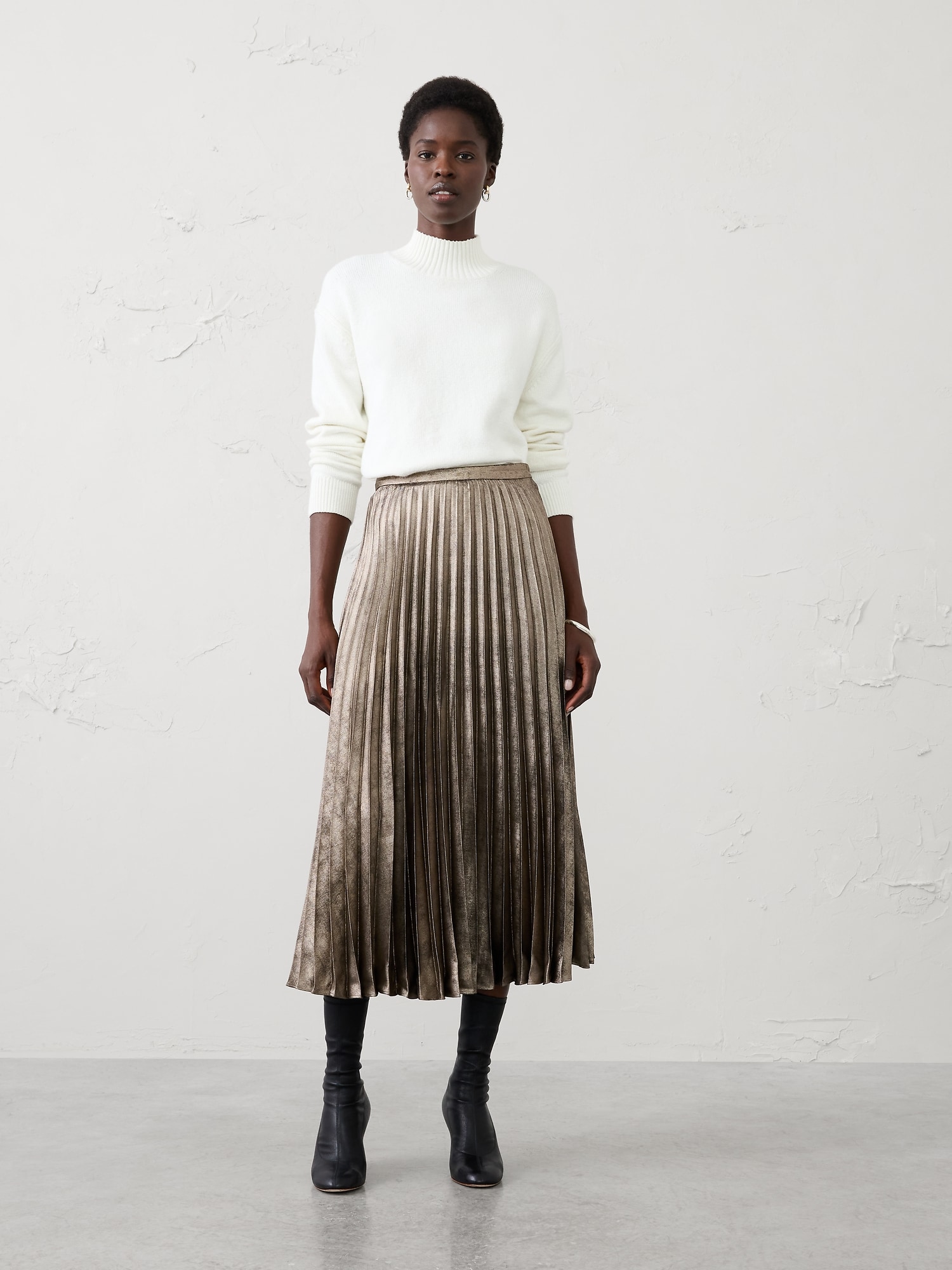 Lamé Pleated Midi Skirt
